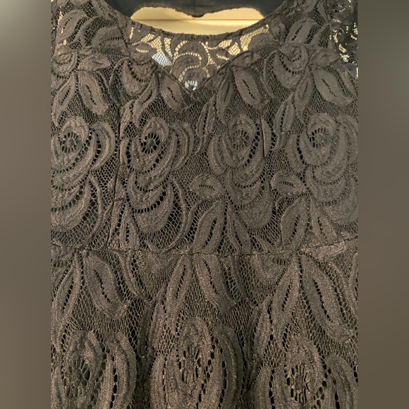 No Boundaries Juniors Medium 7-9 Black Lace Dress - Picture 2 of 13